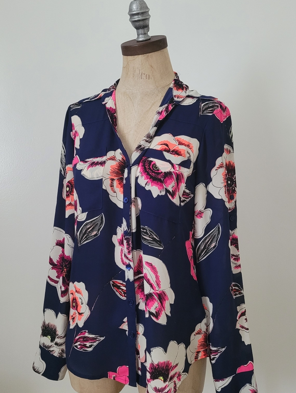 Express The Portofino Shirt Button Up Navy Floral Print XS - Picture 2 of 10